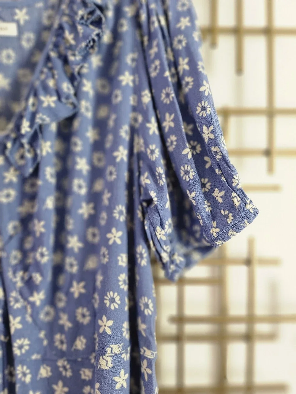 L- Free Assembly- Blue Floral Ruffle Dress - Picture 2 of 10